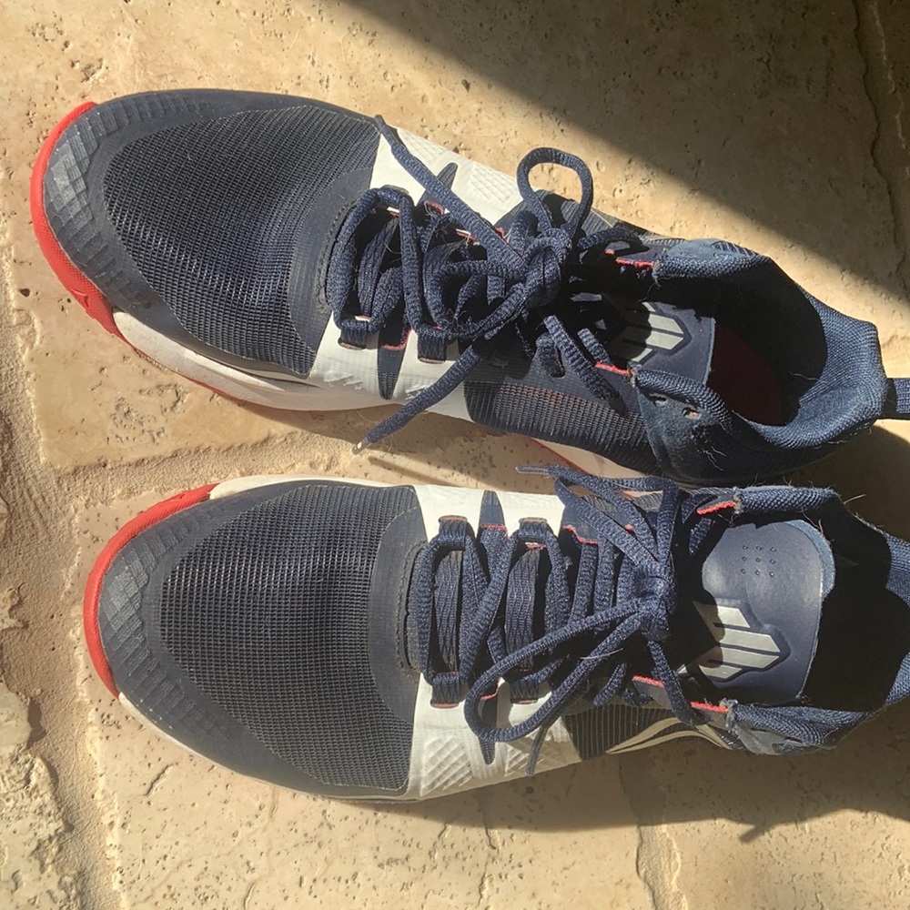JJ watt Reebok athletic shoes size 9 gently worn